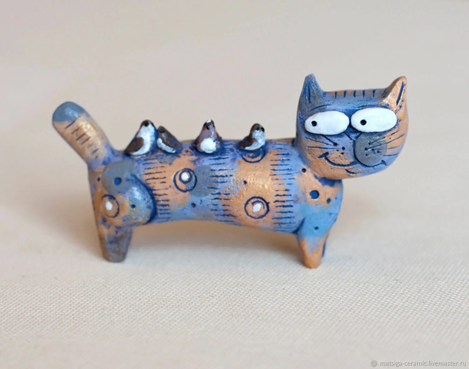 Керамическая кошка купить. Керамические коты. Глиняные фигурки котов. Керамическая фигурка котик. Кот из керамики ручная работа.