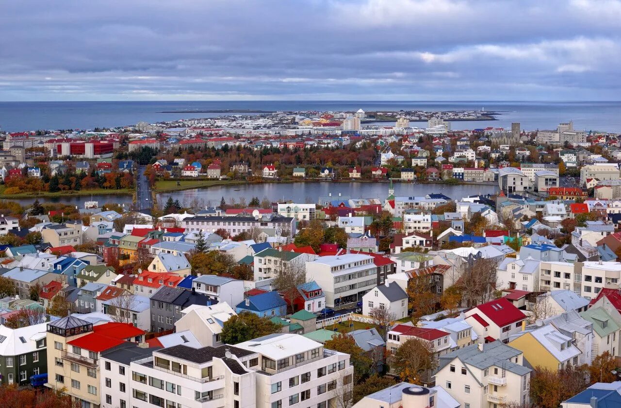 Численность рейкьявика. Акюрейри, хабнарфьордюр, коупавогюр. Рейкьявик столица исландии население. Исландия рейкьявик. Численность рейкьявика.