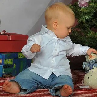 Мальчик 1 год 18