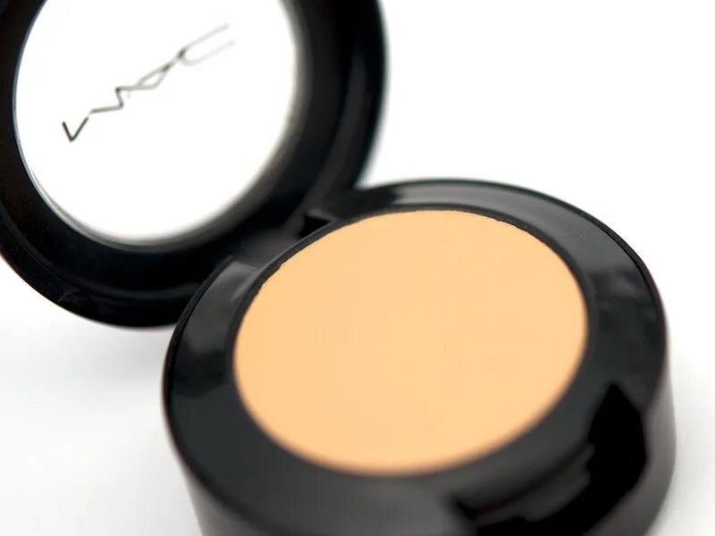 Mac mineralize concealer консилер nw20 свотч.