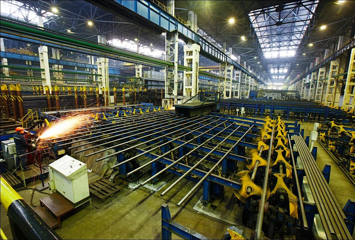 Завод КСП стил. KSP Steel Павлодар. Павлодарский трубопрокатный завод. Трубопрокатный 3 цех ВСМПО. Кооперирование в металлургическом комплексе