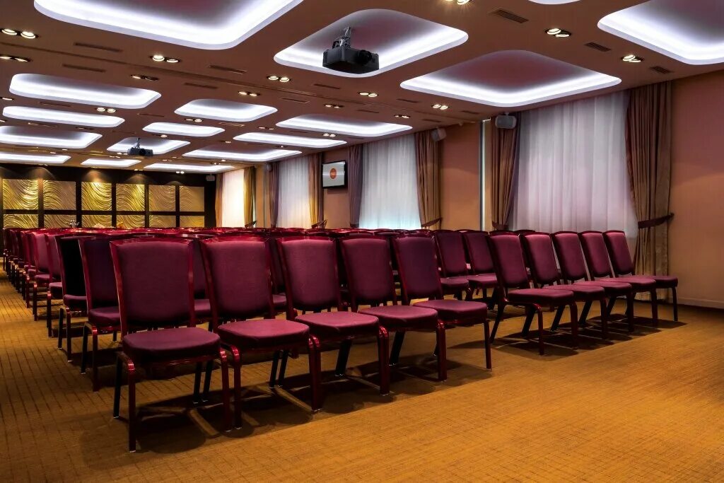 Кино-конференц-зал ельцин центра. Екатеринбург вознесенский конференц-зал. Отель визави конференц-залы. Отель московская горка екатеринбург конференц зал 1. Аренда конференц зала екатеринбург.