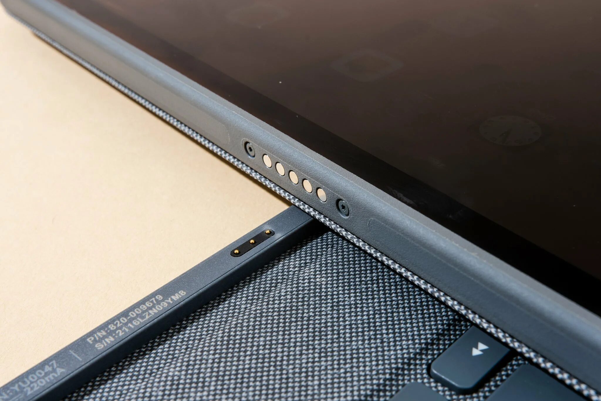 Экран из лдсп мр-43. Стол riva 1600 клен. Smart connector ipad pro. Экр-3. Lg c9.