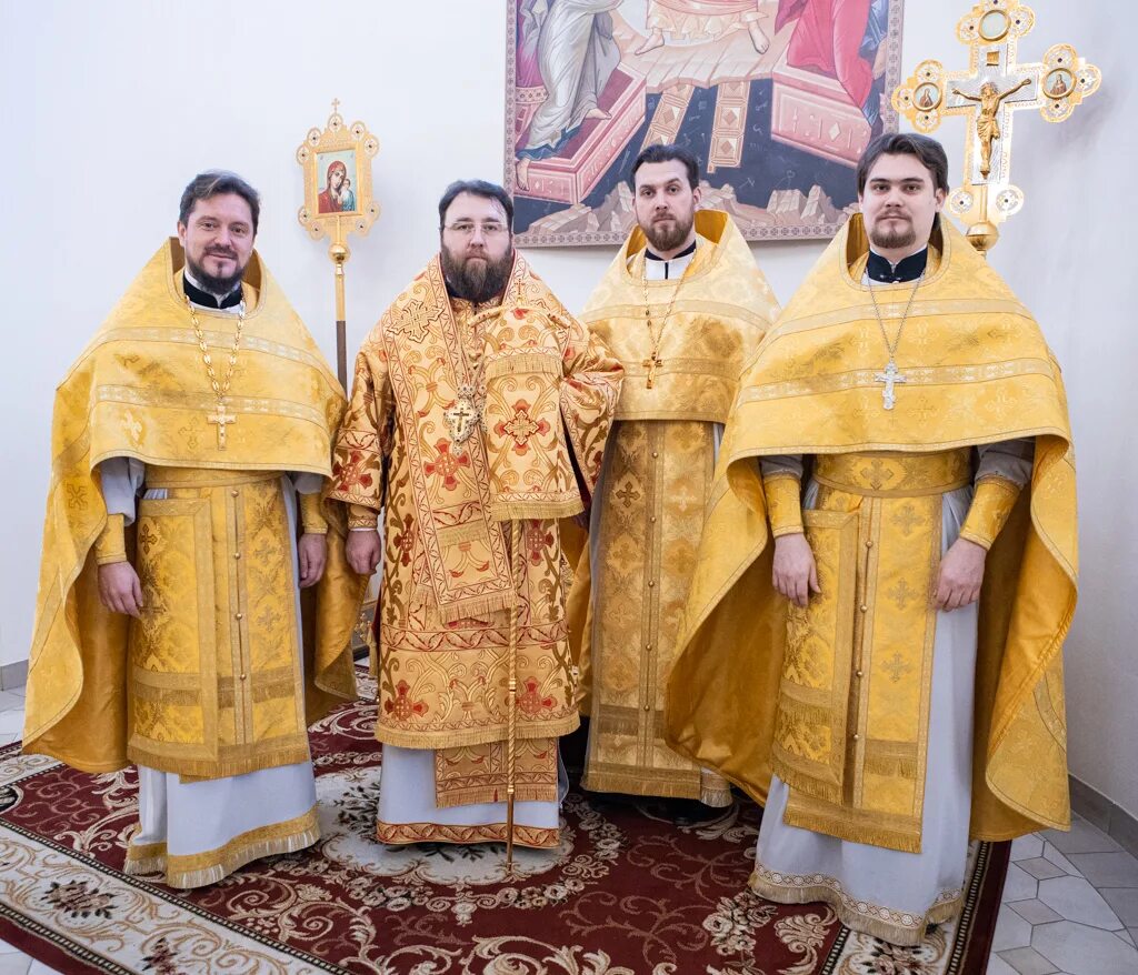 святые священники. где найти священника марвара.