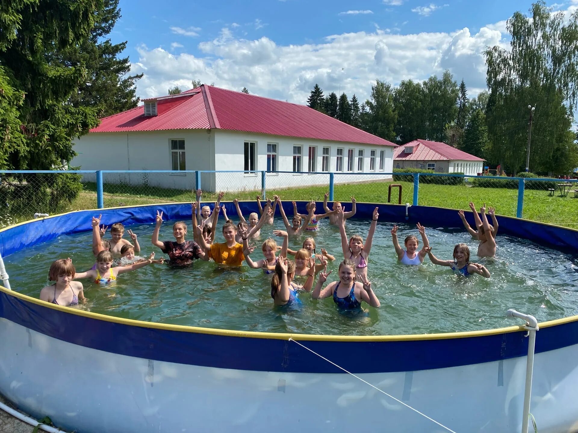 Алые паруса ивановская область. Алые паруса лагерь Ивановская область. Алые паруса лагерь Родниковский район. Лагерь Алые паруса Ивановская область Родниковский район. Иваново Алые паруса лагерь Родниковский район.