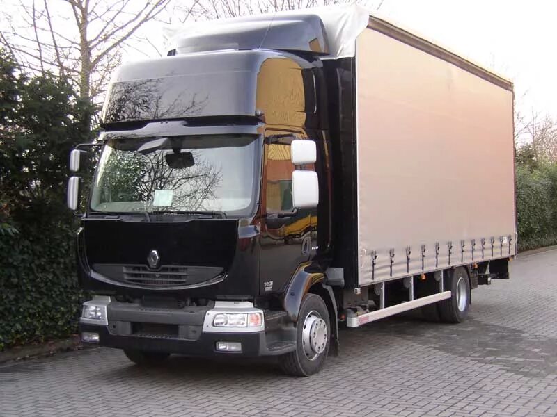 Рено мидлум 5. Рено мидлум грузовой фургон 2000 года выпуска. Renault midlum 2. Рено мидлум 2011. Рено мидлум 10 тонник.