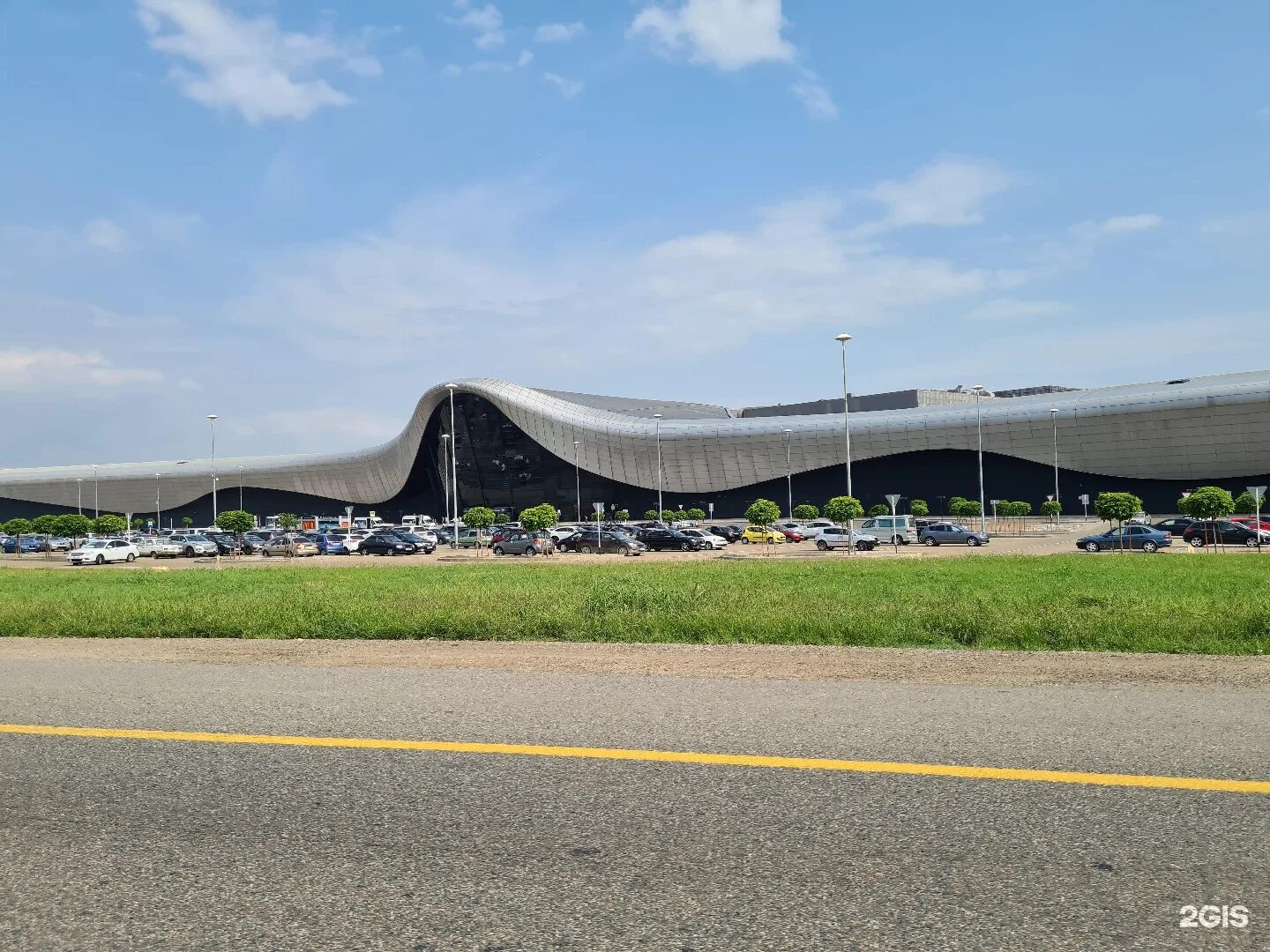 Оби здания. Оби оз молл краснодар. Торговый центр скат краснодар. Оби оз молл краснодар. Магазин obi в краснодаре.