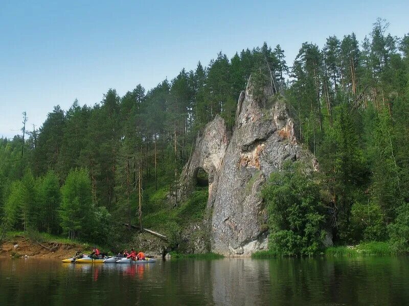 Река сосьва. Река Сосьва Денежкин камень. Река Сосьва Свердловская. Река Сосьва камень. Посёлок Сосьва Свердловская.