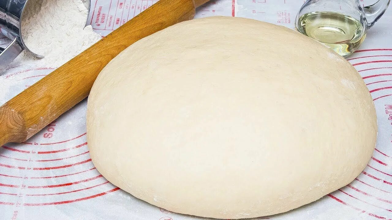 Сдобное тесто с яйцами. Дрожжевое тесто. сдобное тесто. дрожжевое сдобное тесто для пирога.