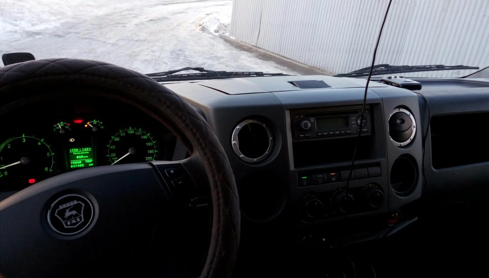 Новая торпеда соболь некст 2217. Торпеда газель некст. Панель приборов газон некст 2016г. Газель бизнес 3302 панель управления. Панель газель некст.