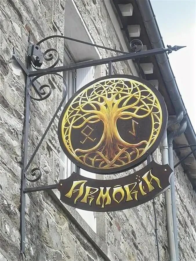 Alpha industries altitude parka. Генератор гербов. Герб юрмалы. Средневековый гербовник. Armoria.