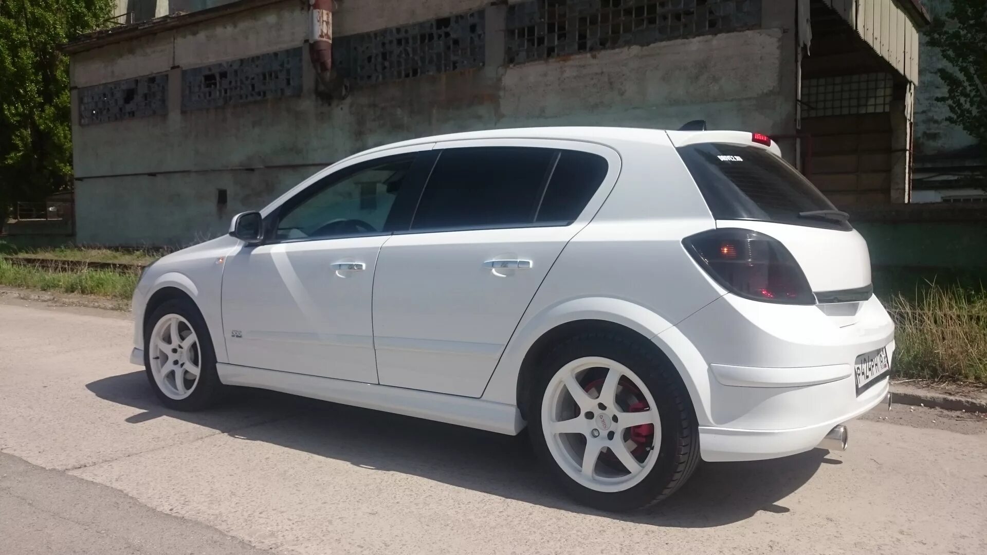 Opel Astra h 5d OPC. Opel Astra h OPC line. Astra h OPC line 5d. Пороги opel astra