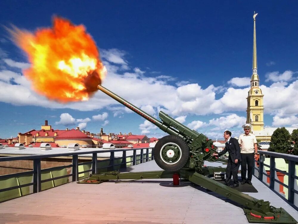 Горячие пушки. Пушки петропавловской крепости в санкт-петербурге. полуденный выстрел пушки с петропавловской крепости. пушки с нарышкина бастиона петропавловской крепости. петропавловская крепость залп в 12.