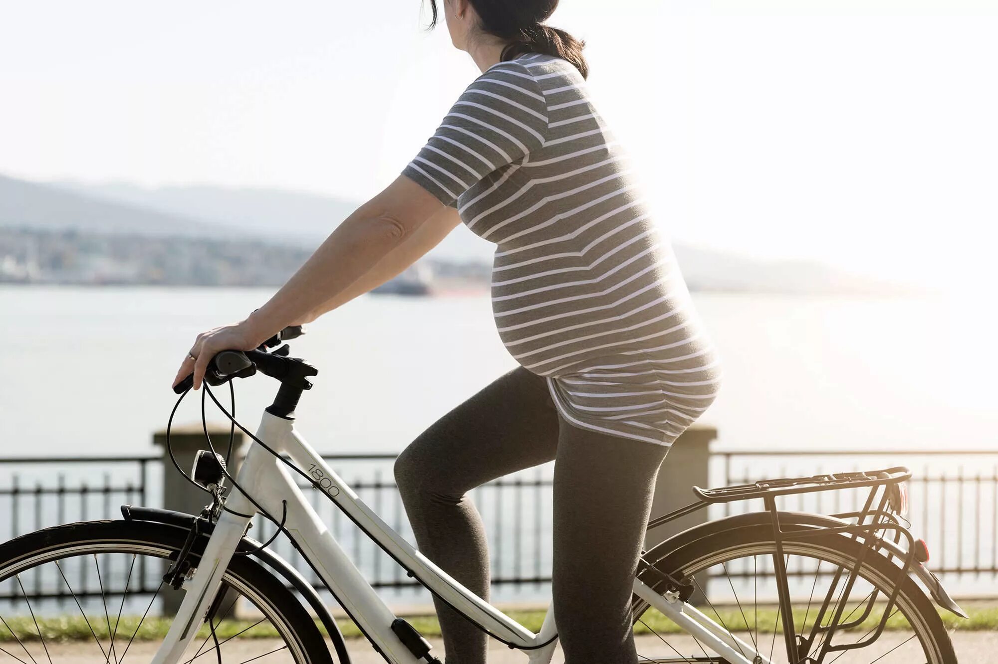 Велосипед для беременных. Катание на велосипеде при беременности. Можно ли кататься на велике