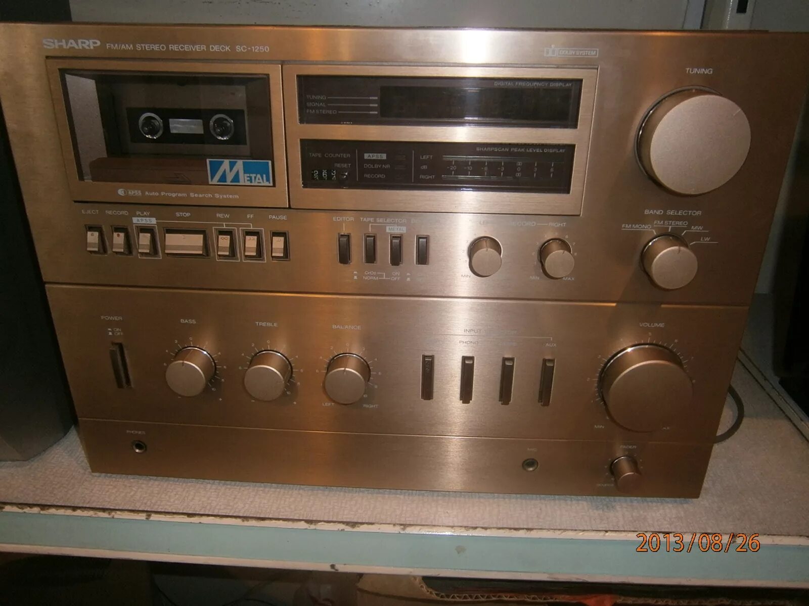 Телевизор sharp 21l sc. Цветной телевизор шарп 2007. Шарп 20 20. Sharp vz-v20 схемы. Телевизор sharp aquos lc 20.