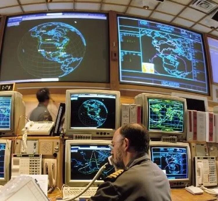 Центр управления разведкой. Национальное управление военно-космической разведки сша. центр космической разведки гру. спутниковая разведка сша. космическая разведка сша.