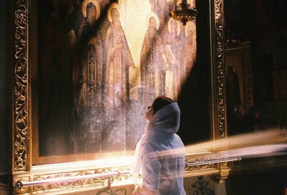 Они молятся или молятся. Человек молится. Они молятся или молятся. Человек молится. Человек молится.