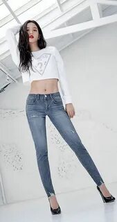 Джинсы киген апайдың фотосы