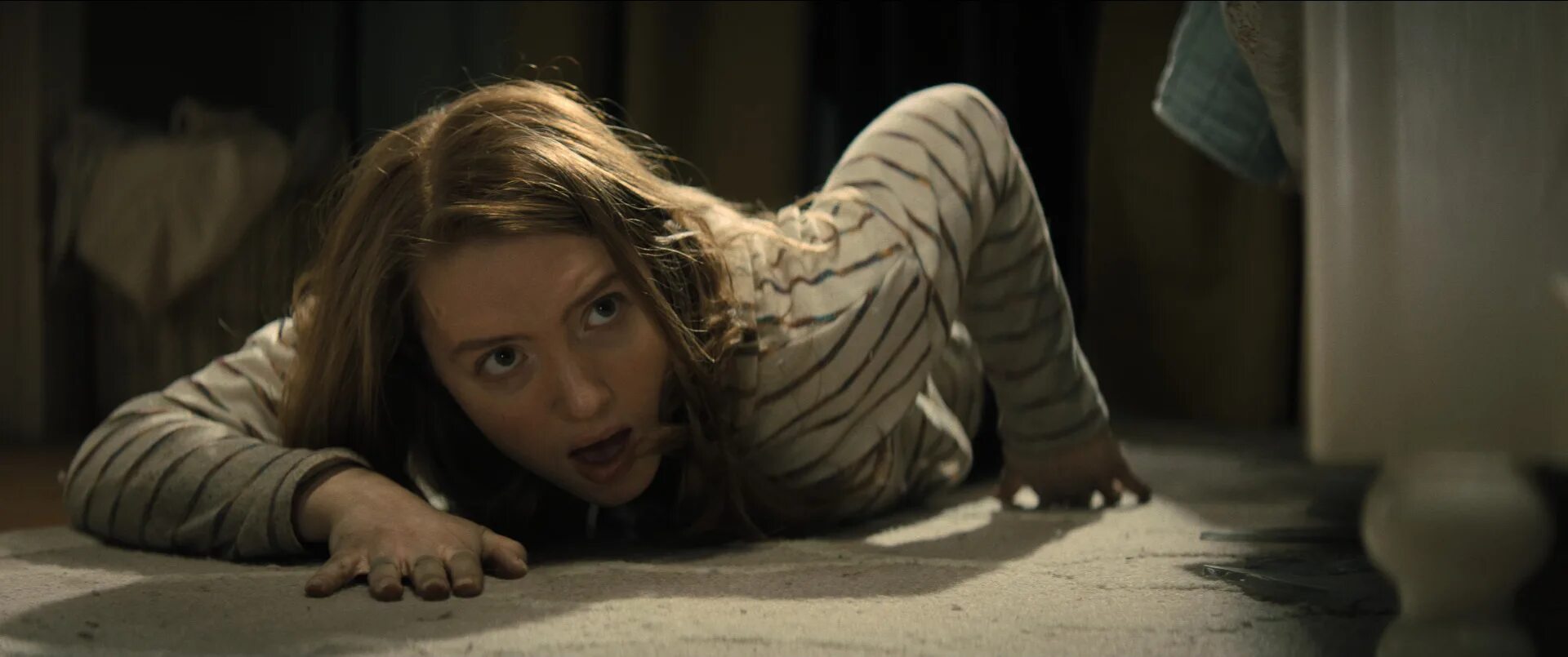 Взаперти фильм 2021. Кира аллен инвалид в реальности. Я по мостовой. Смотреть фильм взаперти про девочку. В подвале фильм 2021.