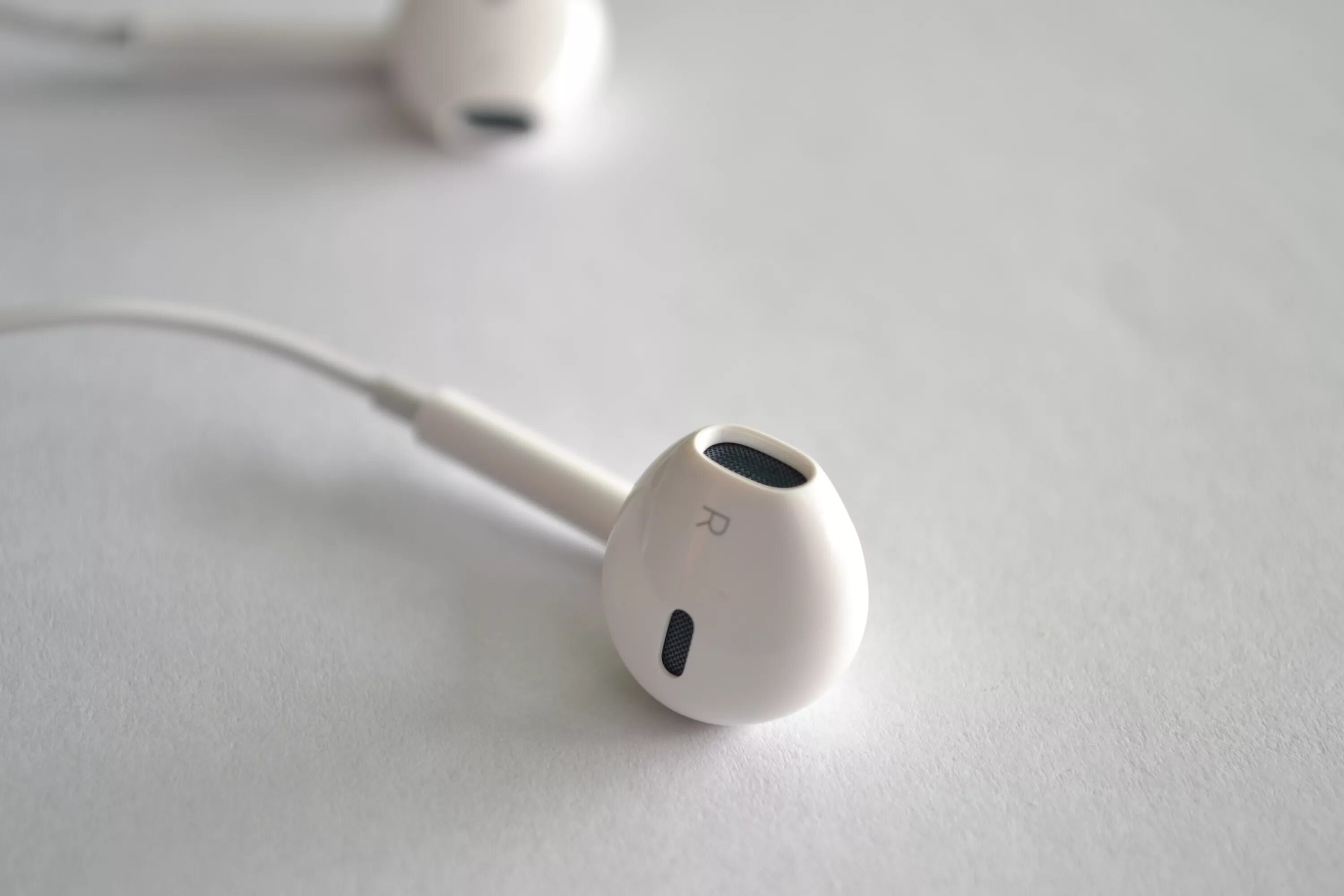 Наушники apple type c. Iphone Earpods. Наушники Apple Earpods. Apple Earpods 3. Проводная гарнитура Apple Earpods Lightning белый.