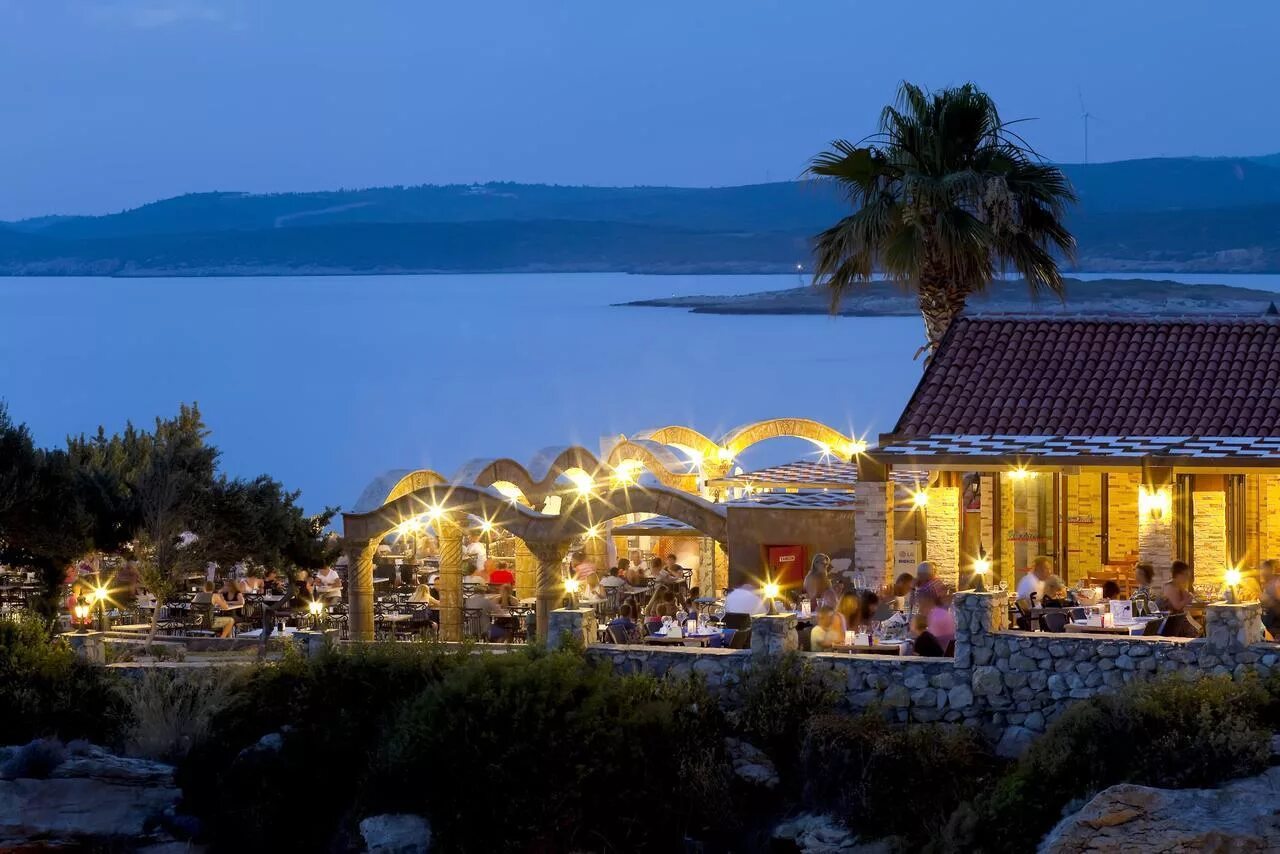 Club resort atlantis отзывы. Club resort atlantis турция. Отель атлантис в измире турция. Club resort atlantis 5 турция. Клаб резорт атлантис турция.