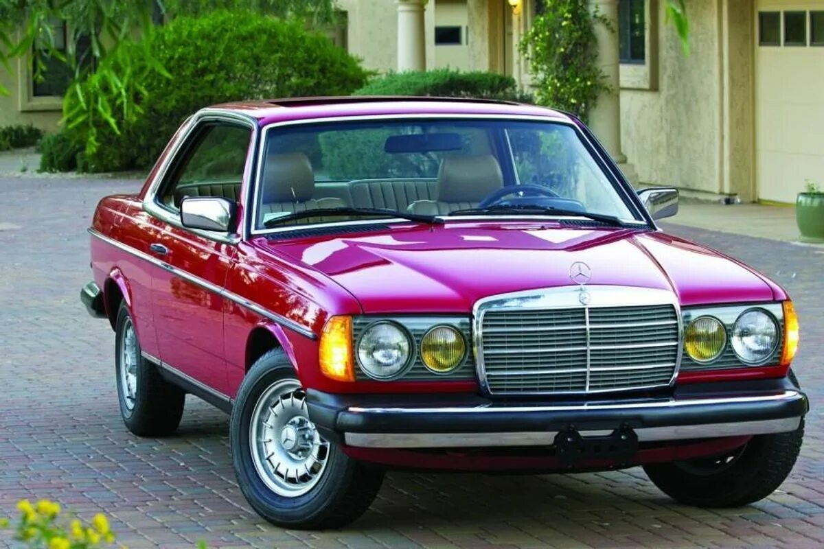 Куплю 123 кузов. Мерседес Бенц w123. Mercedes-Benz w123 200. Mercedes-Benz w123 300. Mercedes-Benz w123 1976.