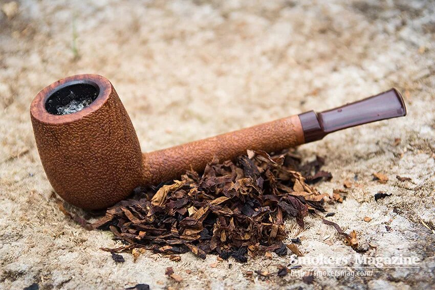 С табачком трубочку курил. Трубочный табак Pipe Tobacco. Самосад табак для трубки. Махорка трубочный табак. Табак курительный тонкорезаный.