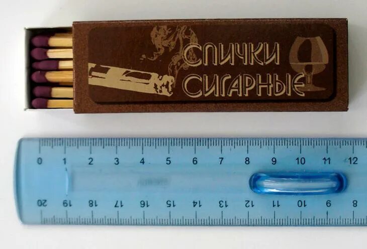 Игровые кости d20. Рассказ про проверяющего. Яичная упаковка. Яйца куриные в упаковке. Двадцать штук.