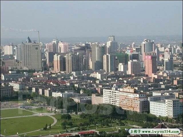 Чаньчунь город. Чанчунь площадь. Провинция гирин китай. Погода в чанчуне. Чанчунь площадь.