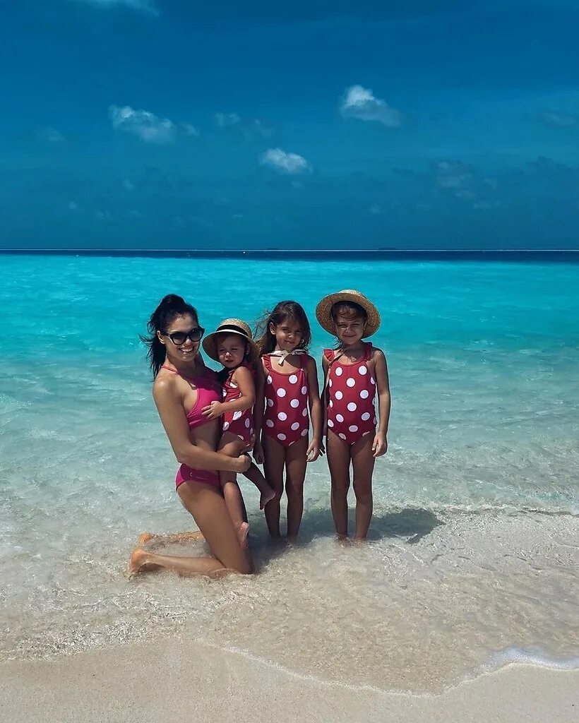 Карина кокс муж. Олег палецких пилот. Карина кокс дети. Карина кокс семья. Карина кокс.