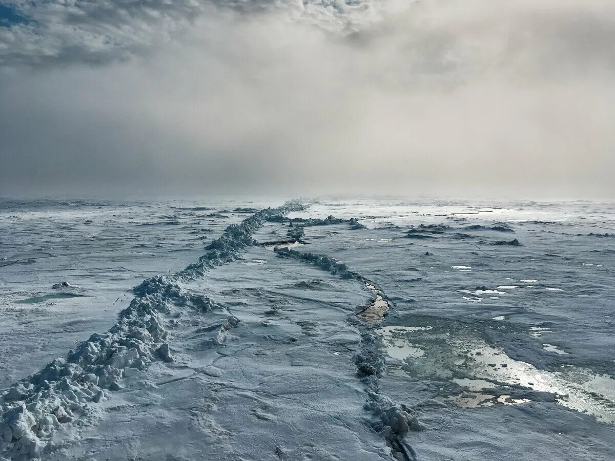 2 северный ледовитый океан. Карское море и северно Ледовитый океан. Остров Северный Карское море. Северный Ледовитый океан шторм. Карское море море.