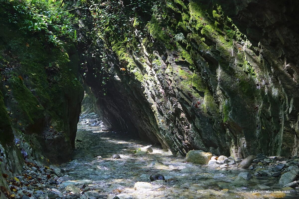 национальный парк мамедово ущелье лазаревское. мамедово ущелье лоо. мамедова щель лазаревское. мамедово ущелье водопад любви. мамедова щель лазаревское.