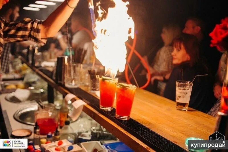 Коктейли аперитивы. Коктейль бар. Напитки в ресторане. Коктейли краснодар. Красивые коктейли.