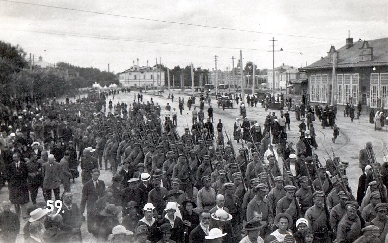 Красная армия взяла город за два дня. Штурм Казани (август 1918 года). Казань белочехи в 1918 году. Белые в Казани 1918.