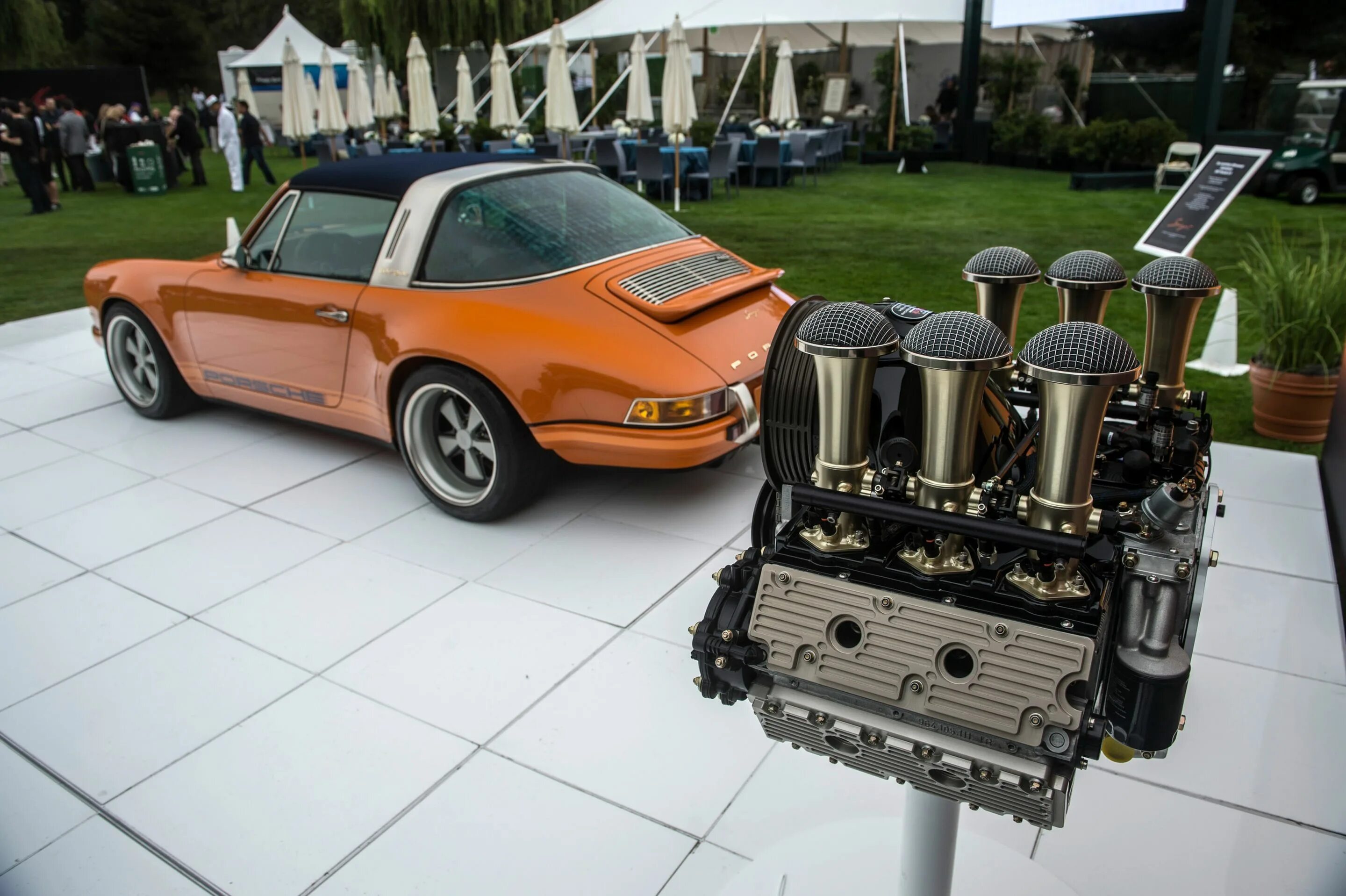 Flat 6 new. Porsche 911 Singer мотор. Porsche 911 engine. Porsche 911 Air cooled engine. Porsche 911 1970 engine.