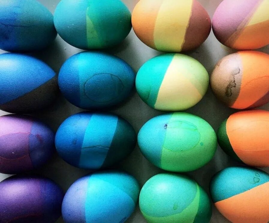 Крашеные яйца. Варианты окраски яиц. Окрашивание яиц с резинками. Красиво покрасить яйца на Пасху.