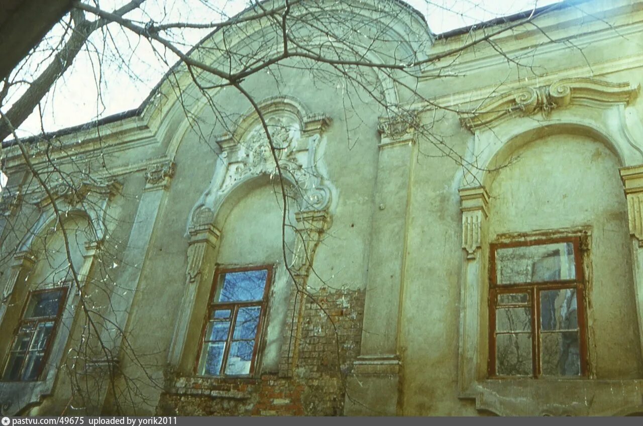 Дом долгоруковых. Усадьба долгоруковых в колпачном переулке. палаты долгоруковых в колпачном переулке. палаты долгоруких на покровке. палаты князей долгоруковых.