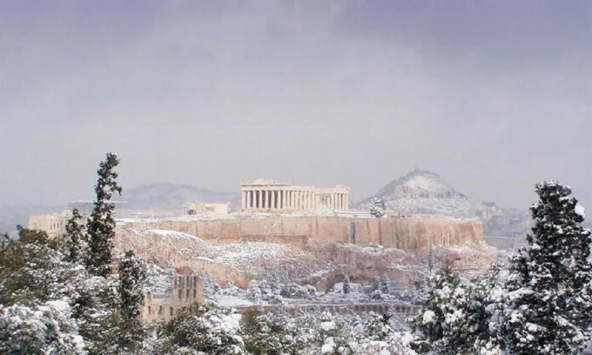 Зима в Афинах. Зимняя Греция. Афины зимой. Климат Греции зима. Температура в афинах