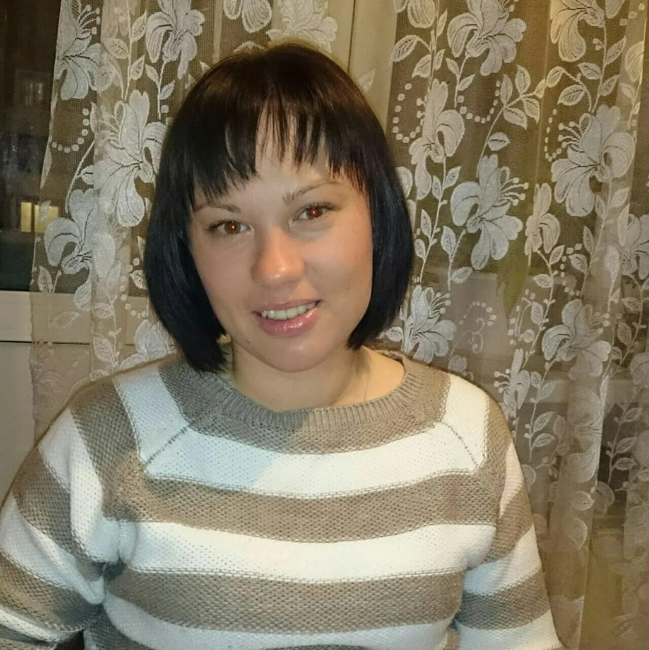 С номерами телефонов познакомиться в иркутске. Красивые девушки иркутска. Красивые женщины иркутска. Знакомится с иркутскими женщиной. С номерами телефонов познакомиться в иркутске.