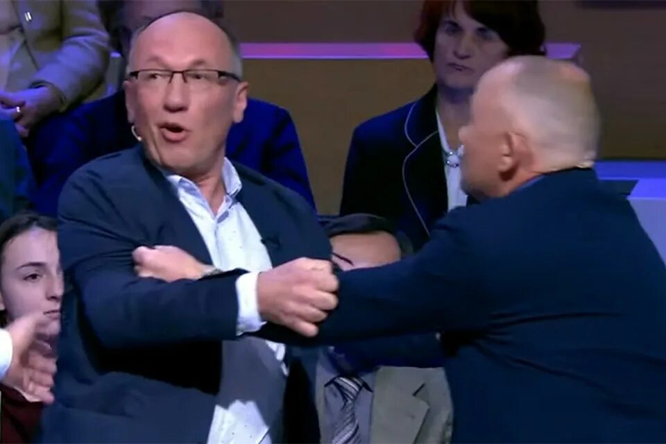 Поменяйте ведущего