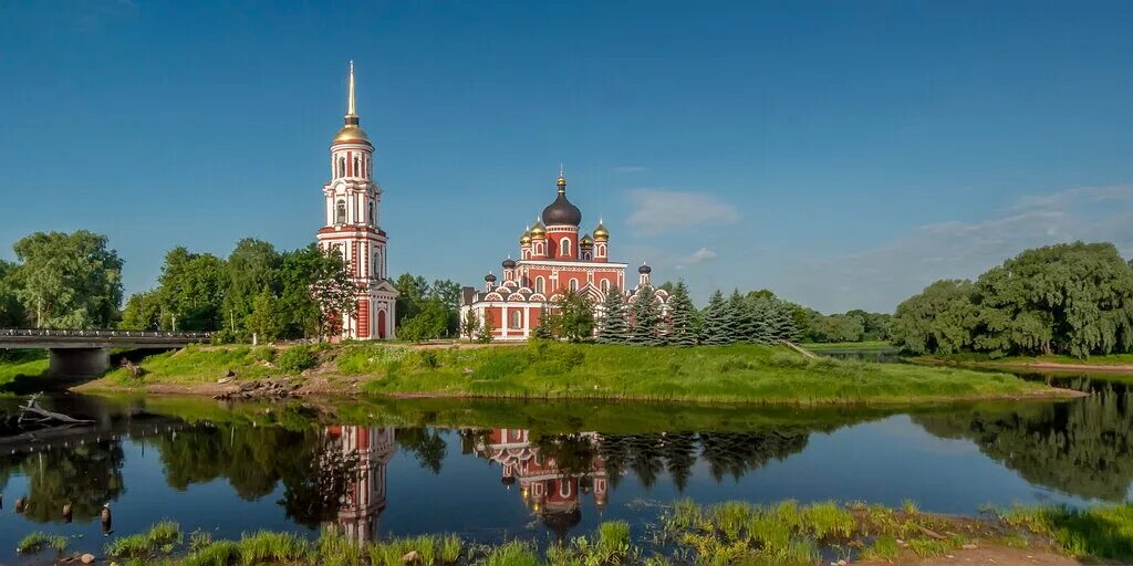 старая русса. воскресенский собор старая русса осенью. приложение старая русса. великий новгород старая русса валдай. центр города старая русса новгородская область башня.