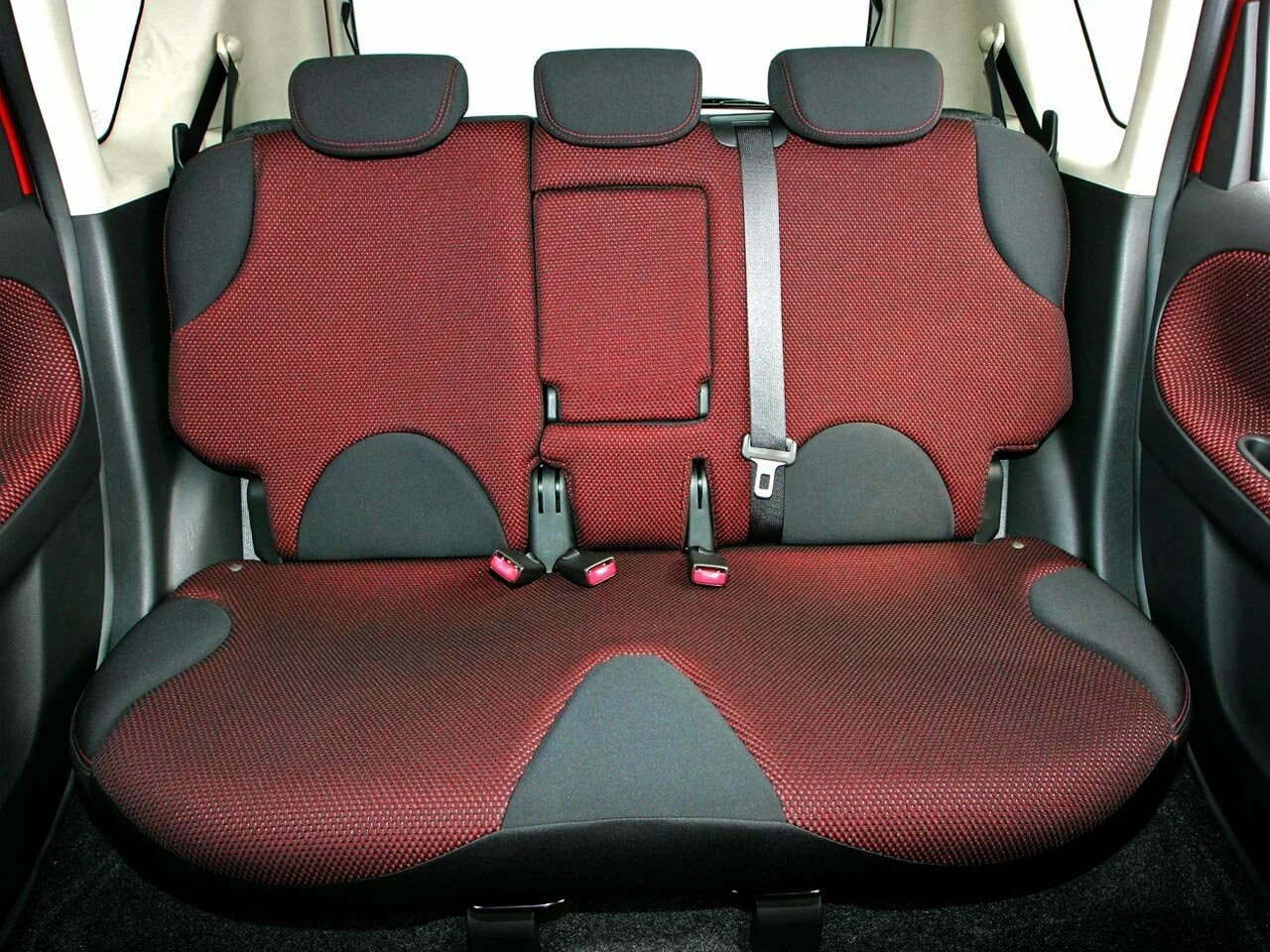 Сиденье заднее ниссан ноте. Nissan note 2005 салон. чехлы ниссан ноте е11. nissan note 2009 салон. ниссан ноут e11.