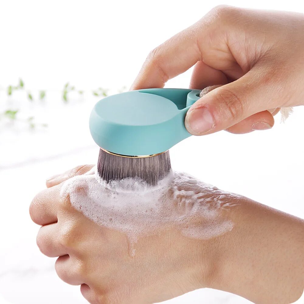 Шетка для лица умывалка. Как пользоваться умывалкой для лица. Очищающая пенка для возрастной кожи лица. Как пользоваться умывалкой для лица. Средства для умывания кожи.