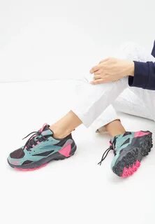 Купили новые кроссовки