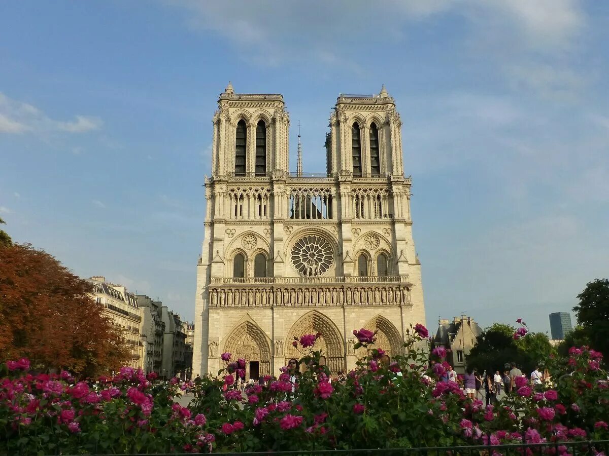 Нотр дам сколько. Франция храм Парижской Богоматери.