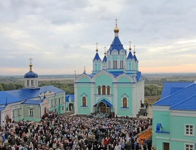 Курская Коренная пустынь. Курско Коренная пустынь. Коренская пустынь монастырь. Монастырь в Курской области Коренная пустынь. Монастырь курской коренной