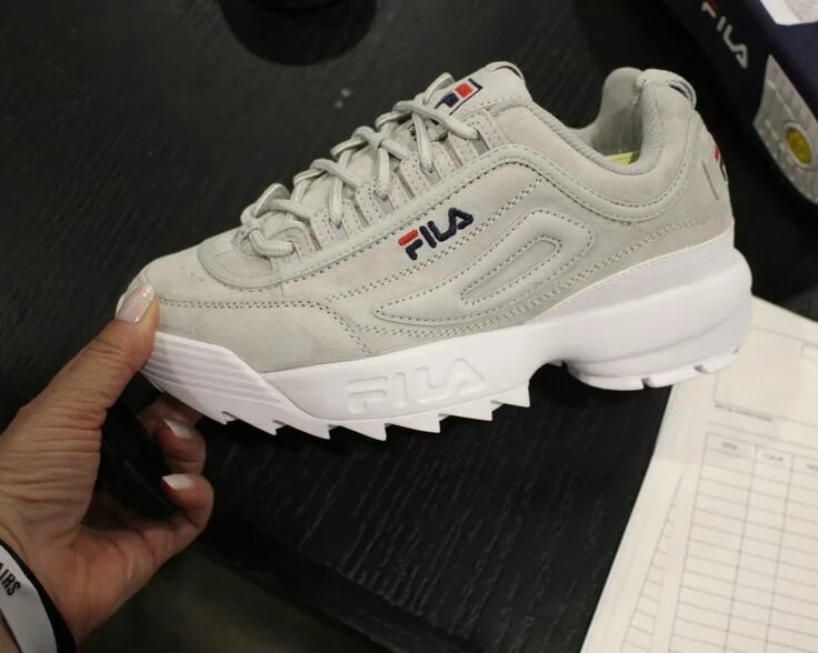 Fila fusion ray 3. Фила машина. Фила машина. Fila кроссы мужские. Fila обувь мужская.