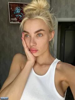 Анастасию паршину