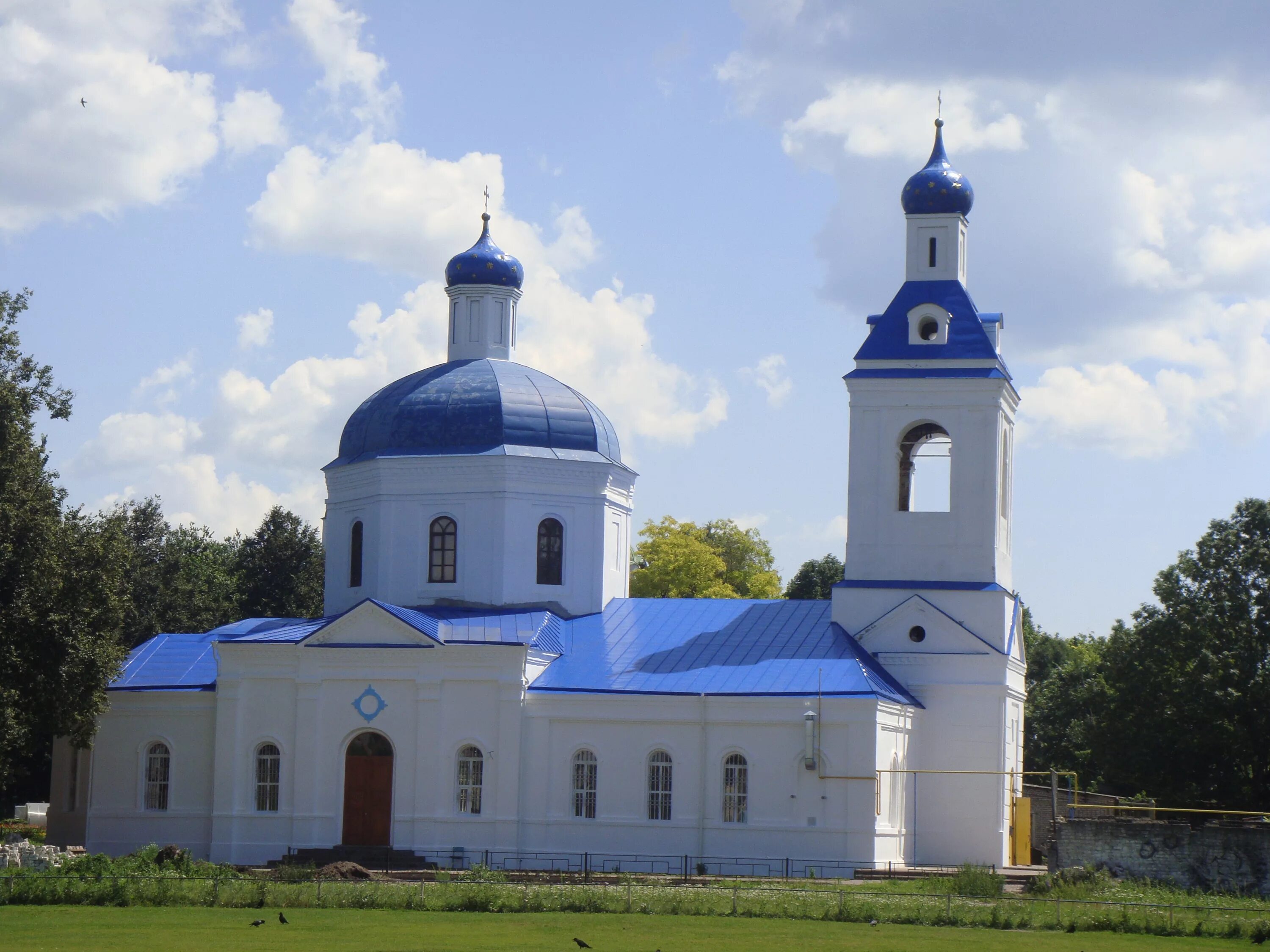 Храм Покрова Пресвятой Богородицы Трубчевск. Покровский храм труб ЕВСК.