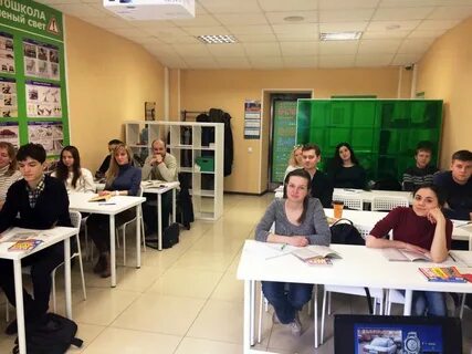 Сайт автошколы зеленый свет
